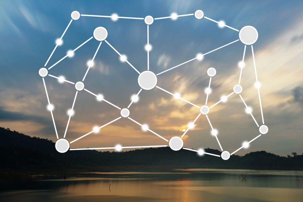 LoRa mesh network technology outdoors